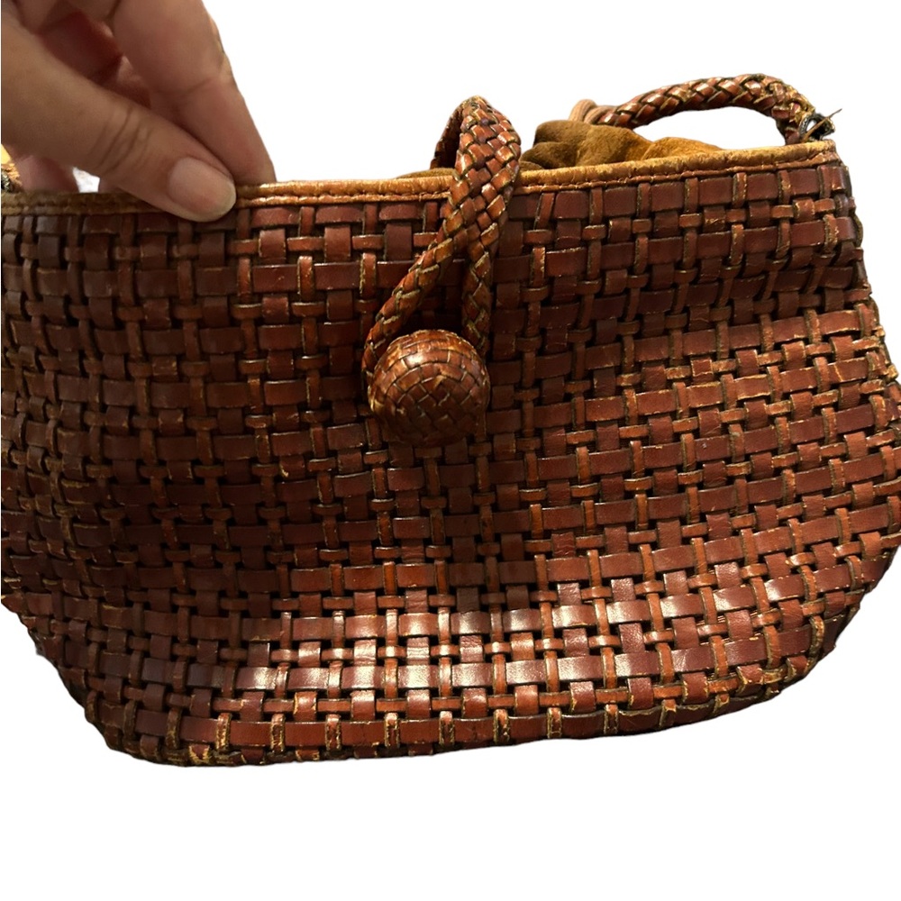 CEE KLEIN Leather Woven
Crossbody Vintage Bag